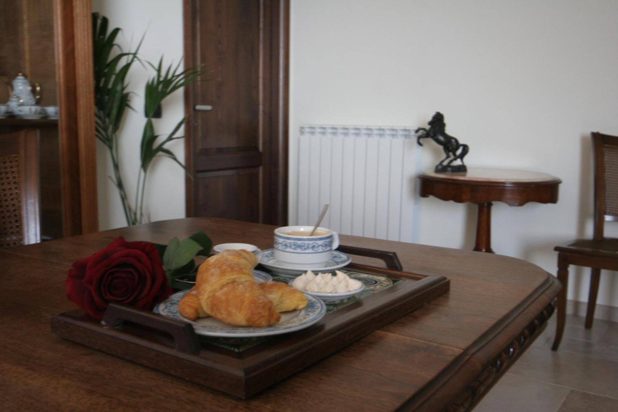 Casale Degli Ulivi Prestige Bed & Breakfast Altavilla Silentina Eksteriør bilde